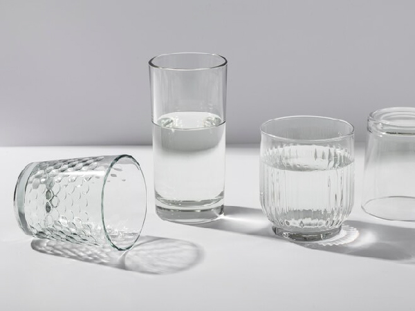Sewa peralatan makan gelas air putih